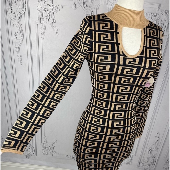 The Knit Monogram Bodycon Sweater Dress - Picture 4 of 6